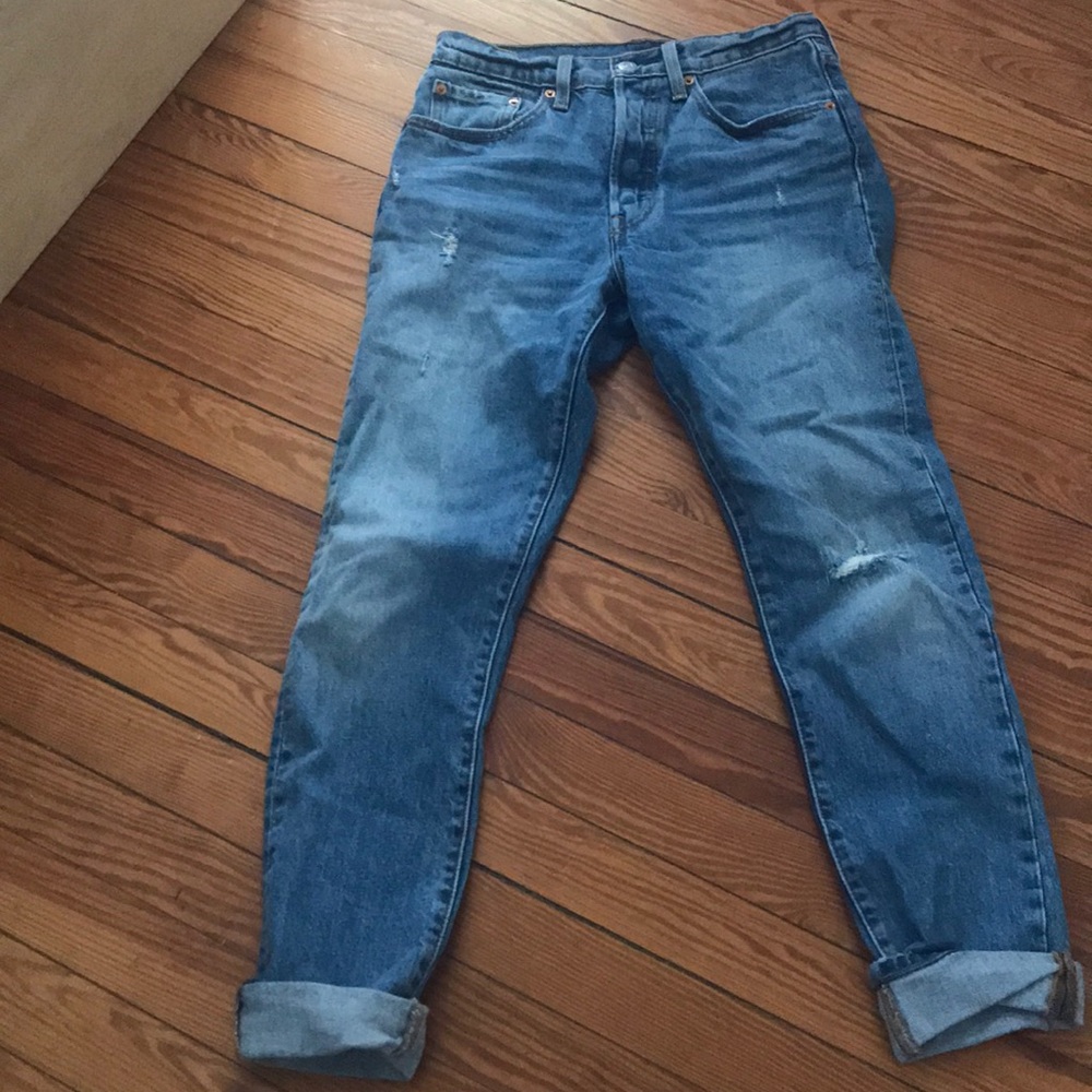 Distressed 501 skinny Levi’s